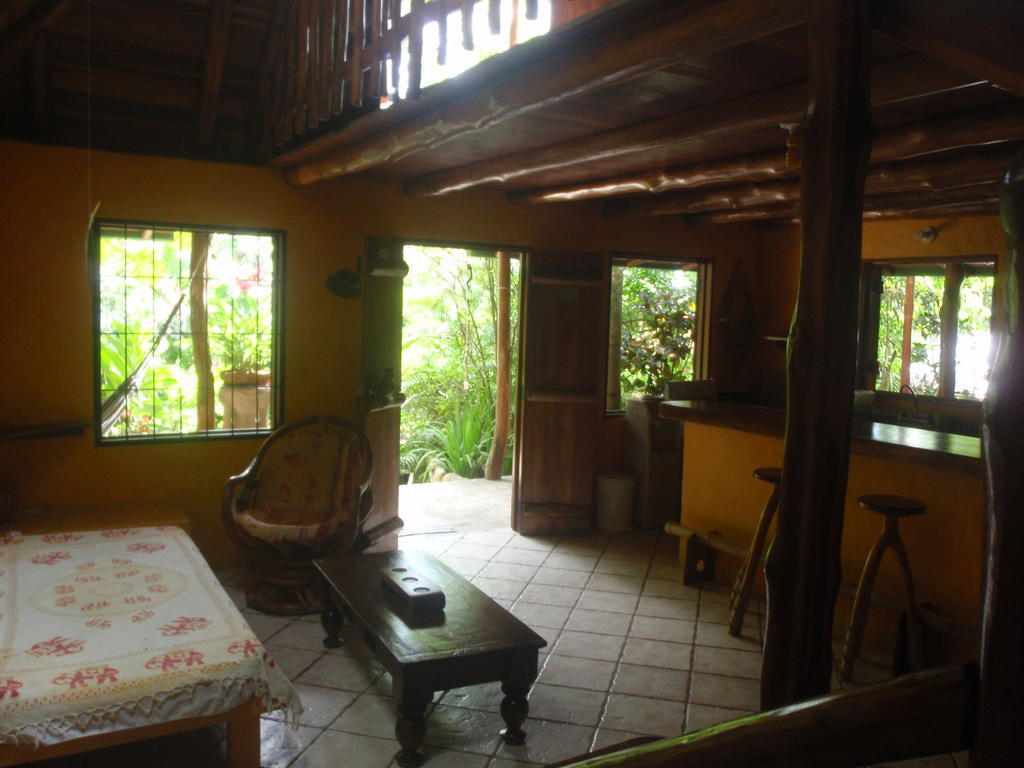 Pachamama Tropical Garden Lodge Мал Паис Стая снимка