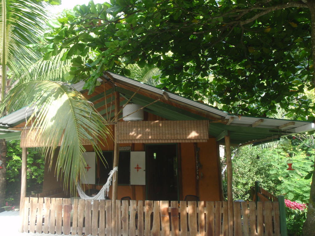 Pachamama Tropical Garden Lodge Мал Паис Стая снимка